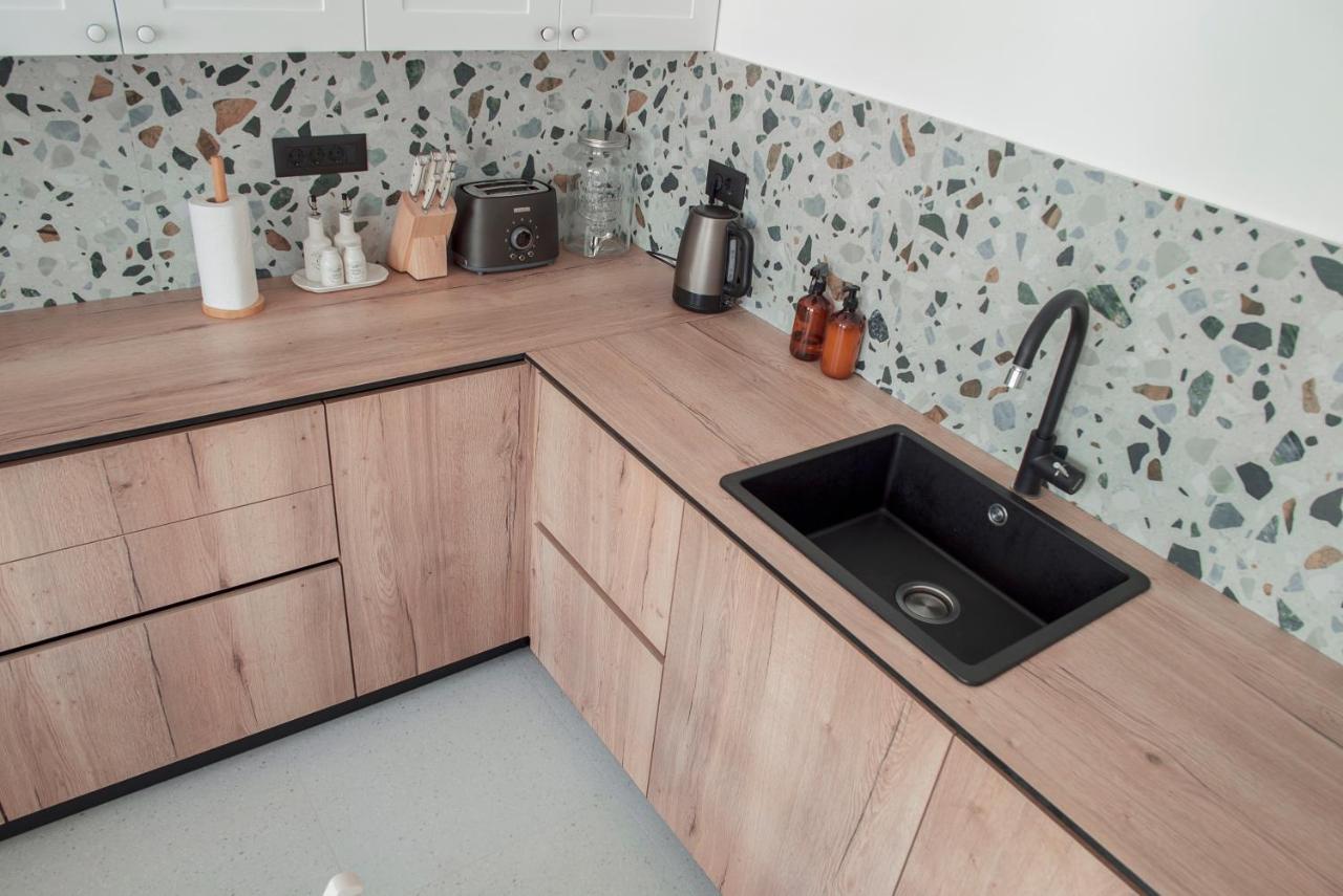 אומיס Apartment Vito מראה חיצוני תמונה