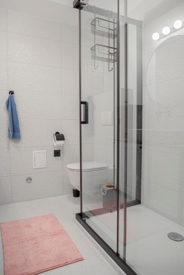 אומיס Apartment Vito מראה חיצוני תמונה
